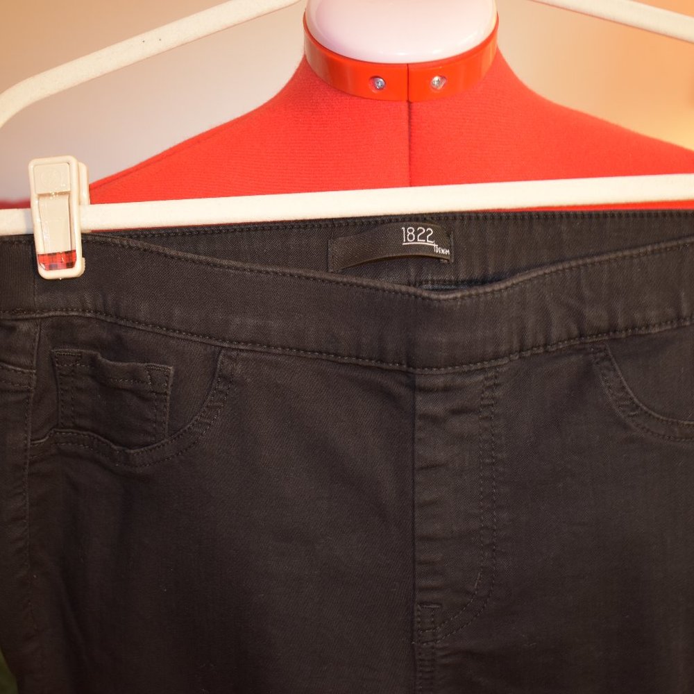 pants - Picture 2 of 5